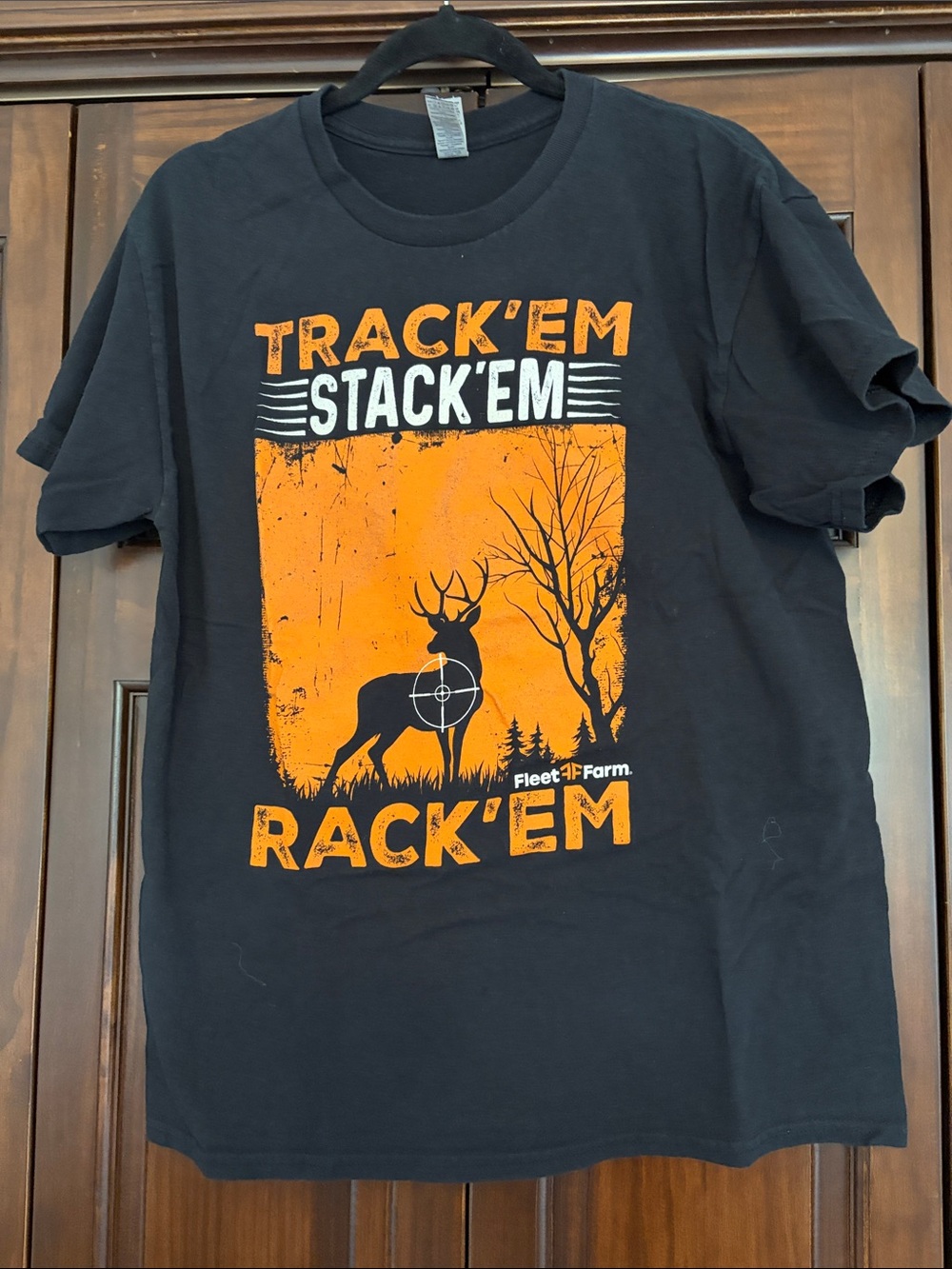 Gildan Black T‑Shirt with Orange Hunting Graphic